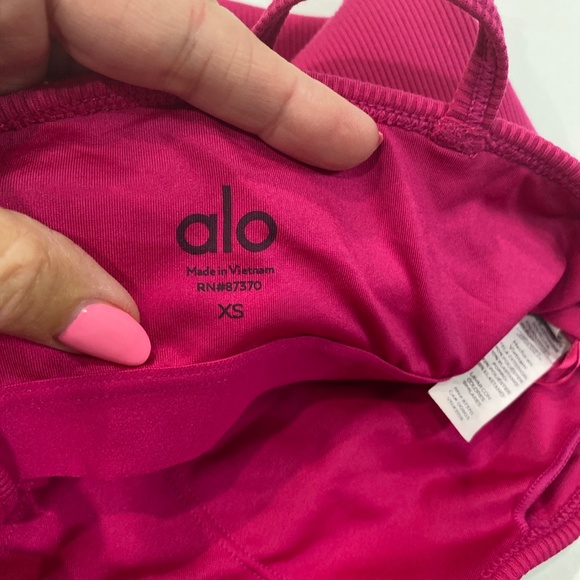 Alo yoga pink magenta crush sports bra xs biker shorts s   2 pc set - Picture 11 of 13